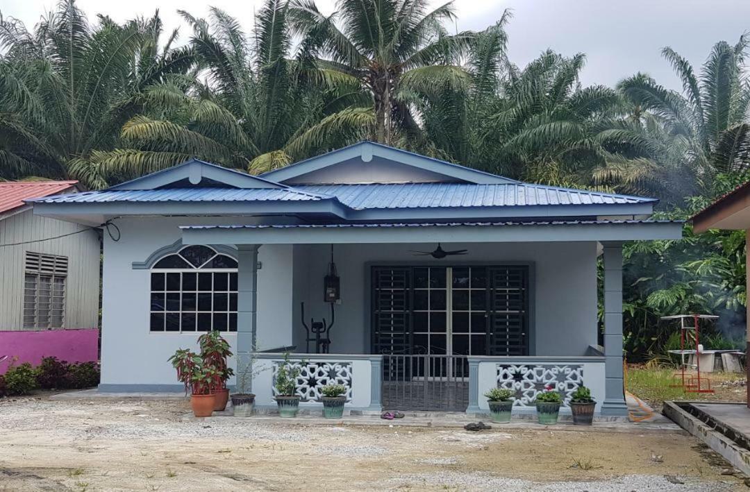 Atocha Homestay - Terong@Taiping Kampong Salak Екстериор снимка