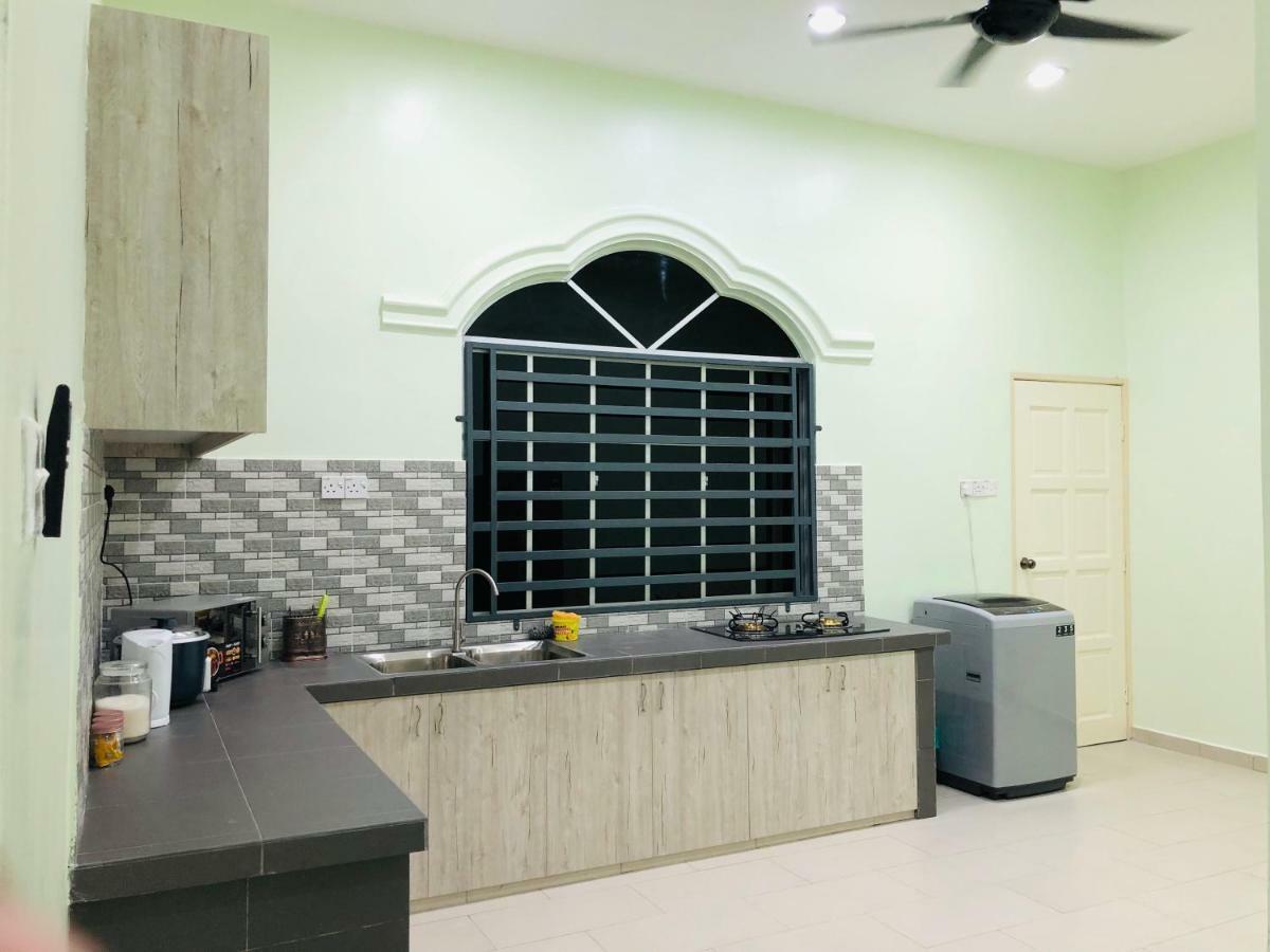 Atocha Homestay - Terong@Taiping Kampong Salak Екстериор снимка
